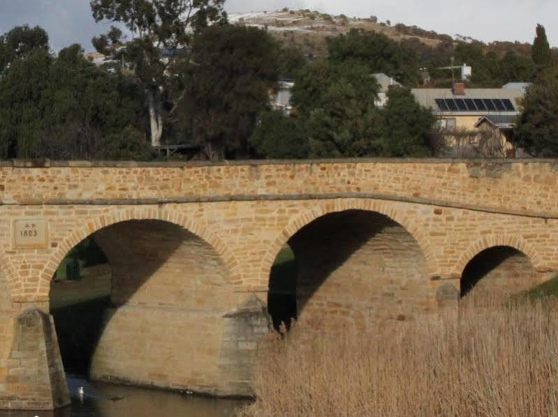 Bridge Cottages Sargeants & Armoury Cottages 1823 - History & Charm Richmond Extérieur photo